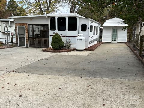 A home in New London