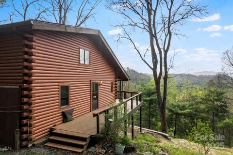 689 Osborne Road Clyde NC 28721