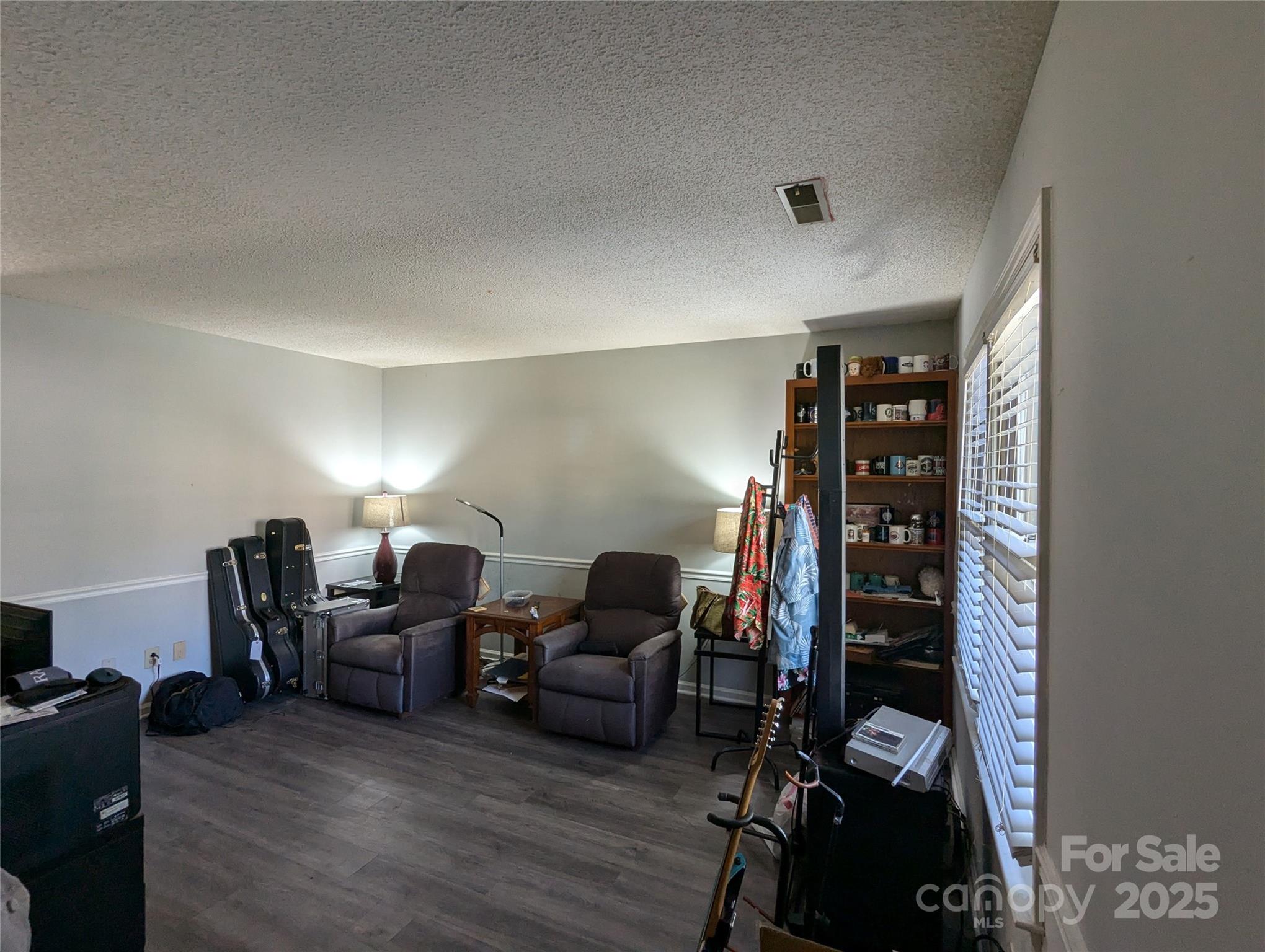 1111 Keswick Place 13