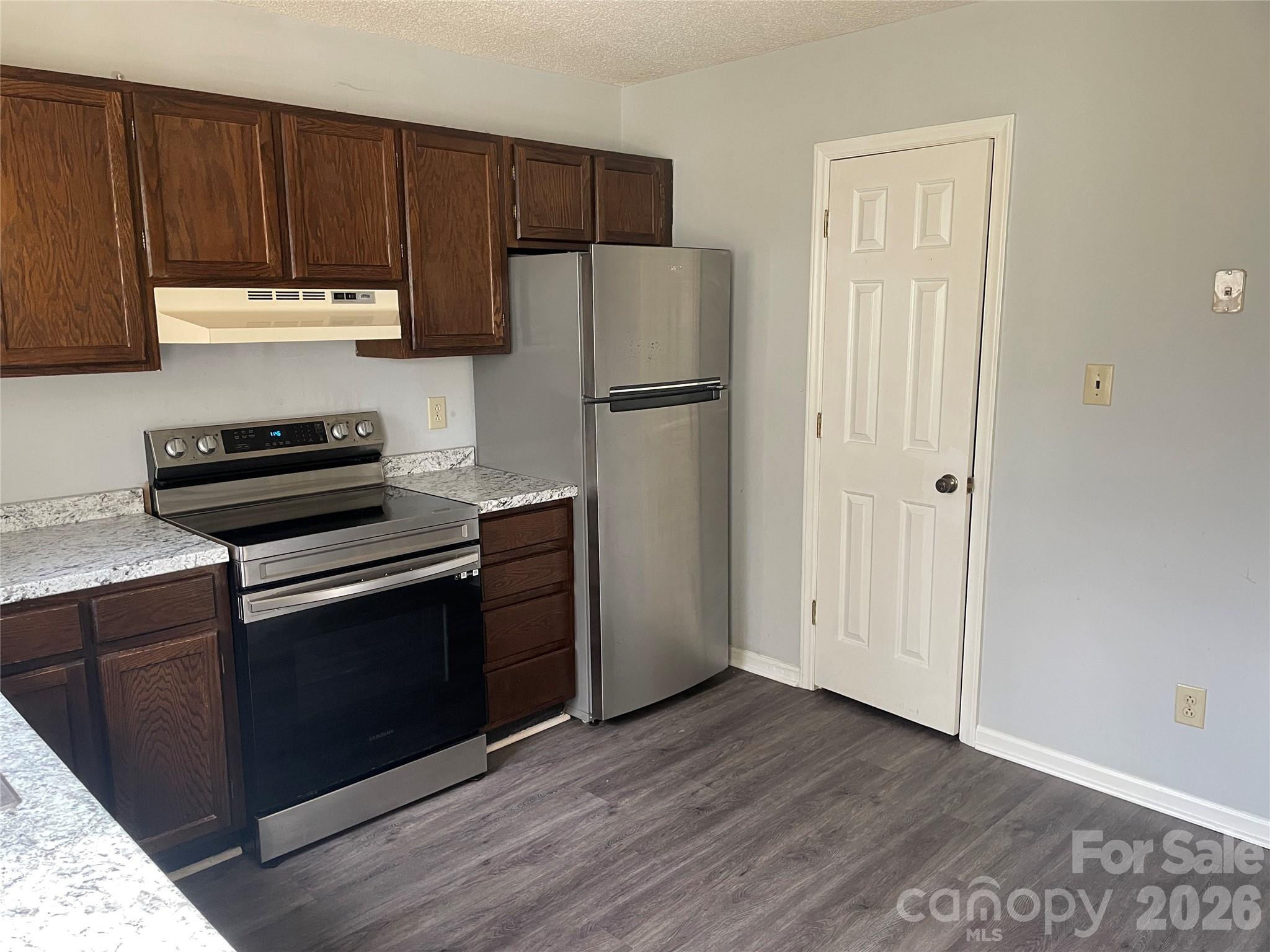 Fox Run - Residential