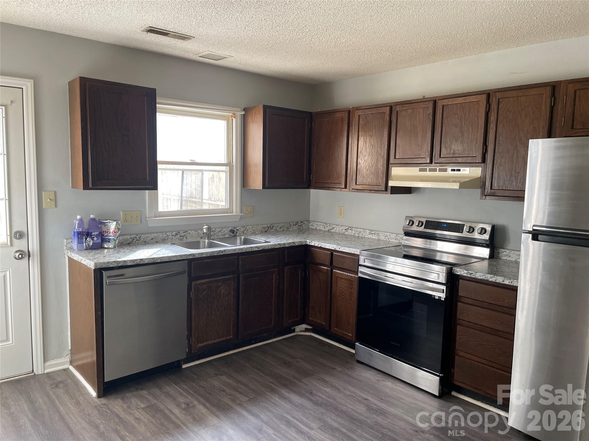 Fox Run - Residential