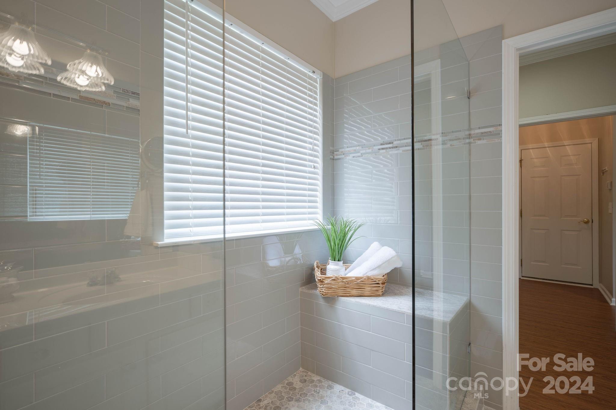 Ridge Pointe - Residential