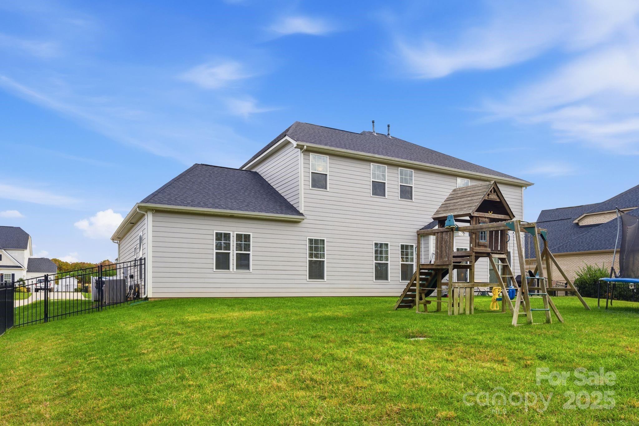 The Highlands at Weddington - Residential