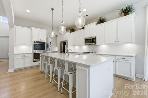 5122 Harwich Circle Weddington NC 28104