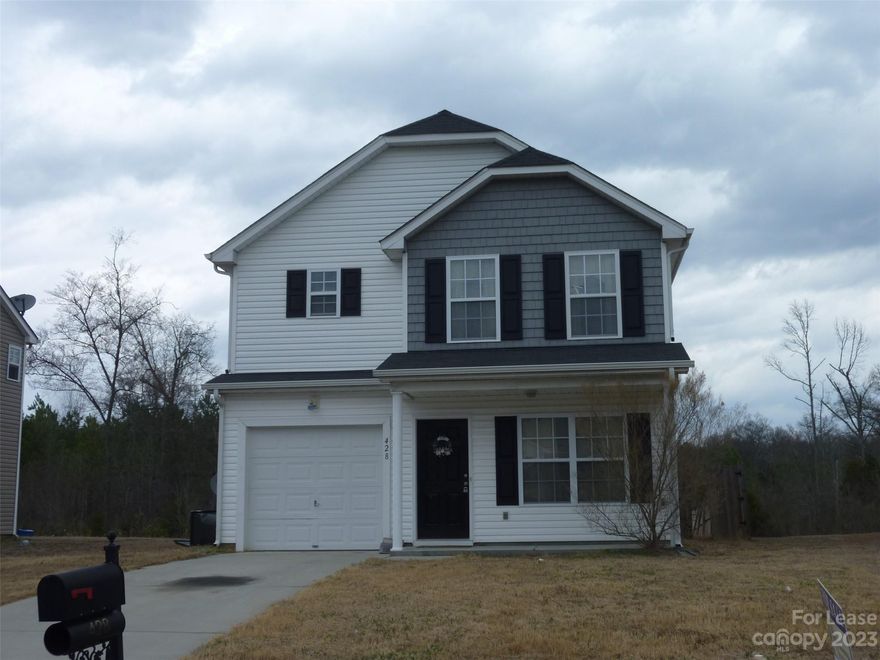 2 Story Home Located in Rock Hill, SC in the Soft Winds Subdivision, 3 Bedrooms (All Upstairs), 2.5 Bathrooms, Living Room, Dining Room, Eat in Kitchen with Range & Dishwasher. Patio. 1 Car Garage.
No Smoking/No Vaping. Call Owner for All Pet Permission. By Appointment Only (Available by June 17, 2023).