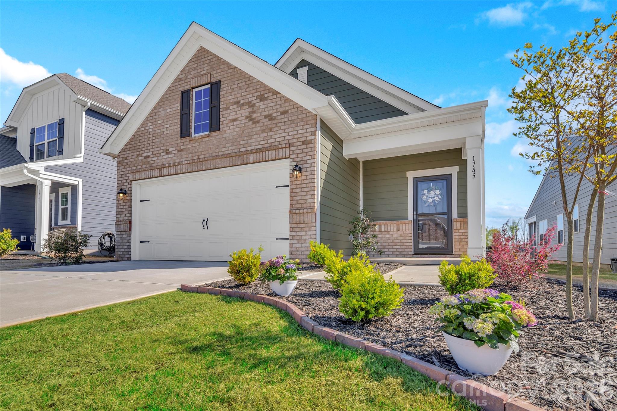 Elizabeth - Residential