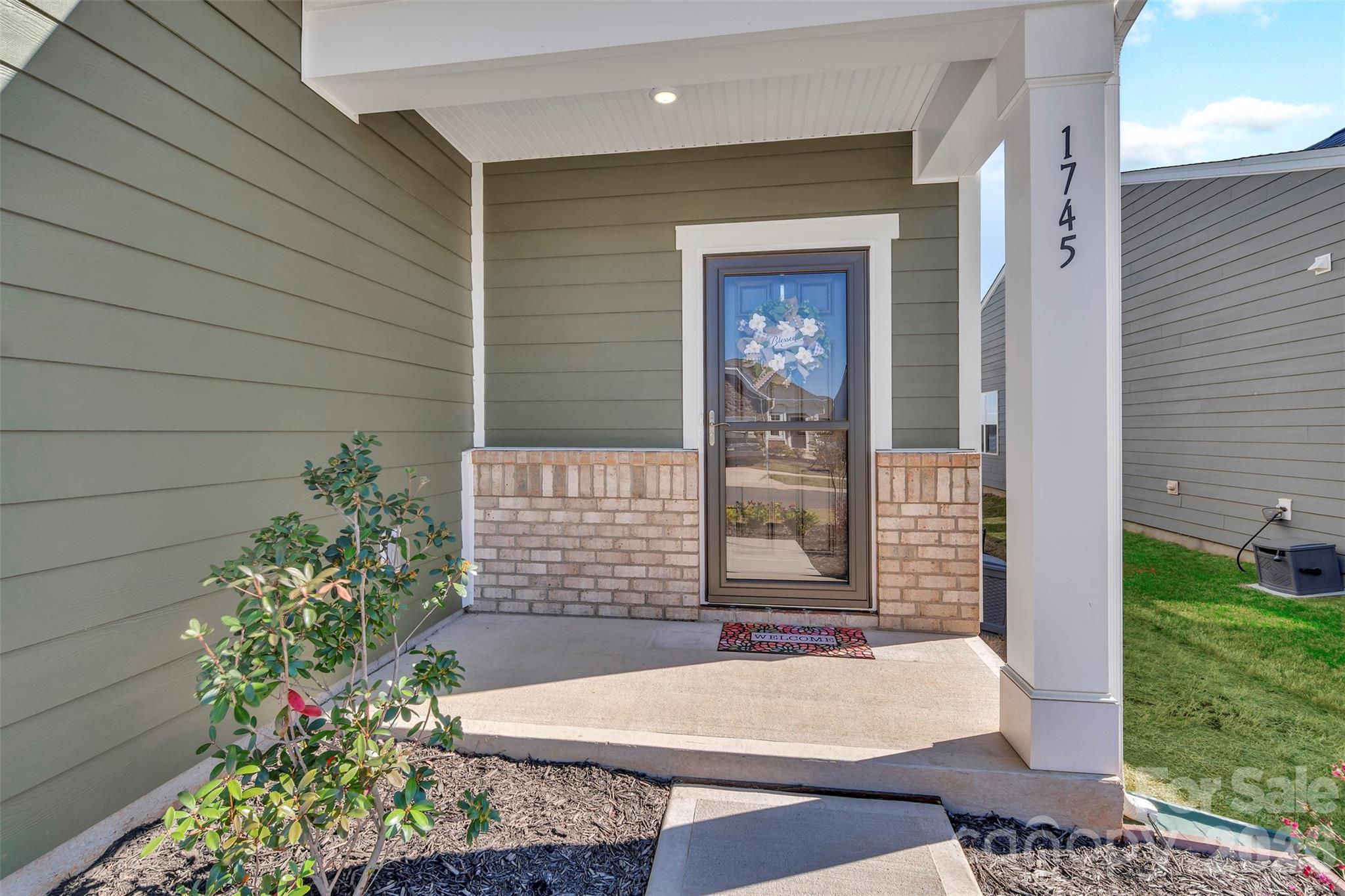 Elizabeth - Residential