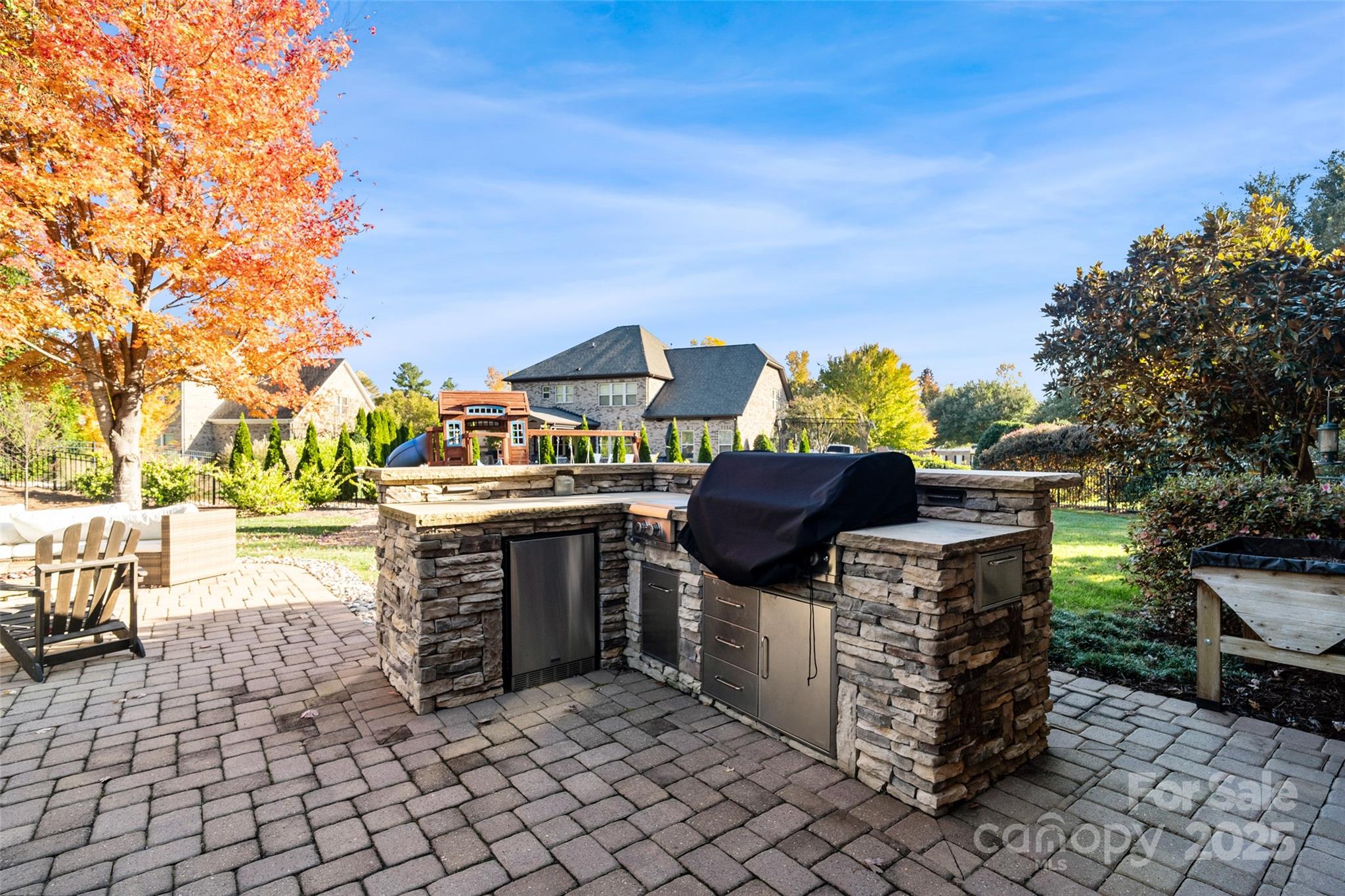 Barber Rock - Residential