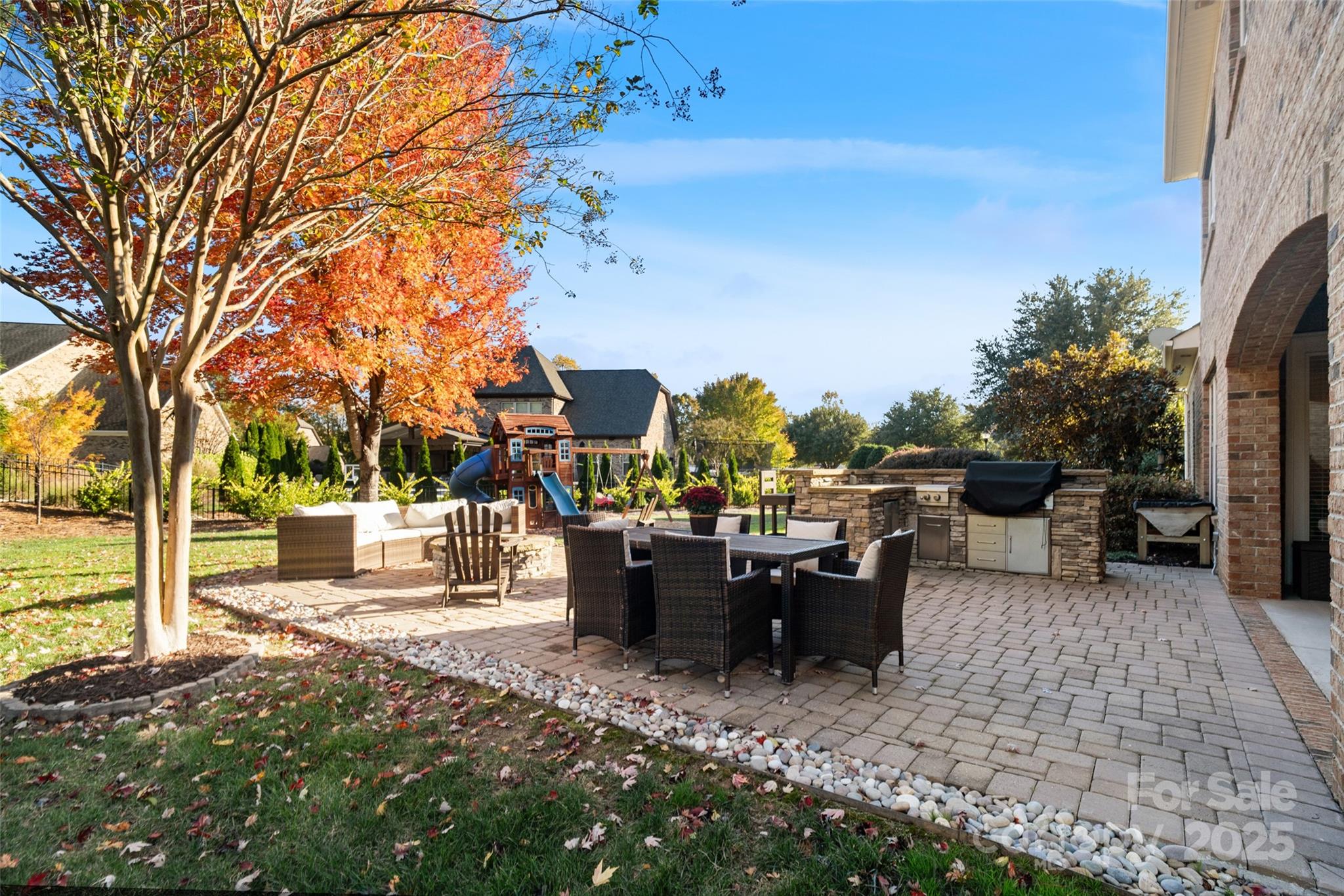 Barber Rock - Residential