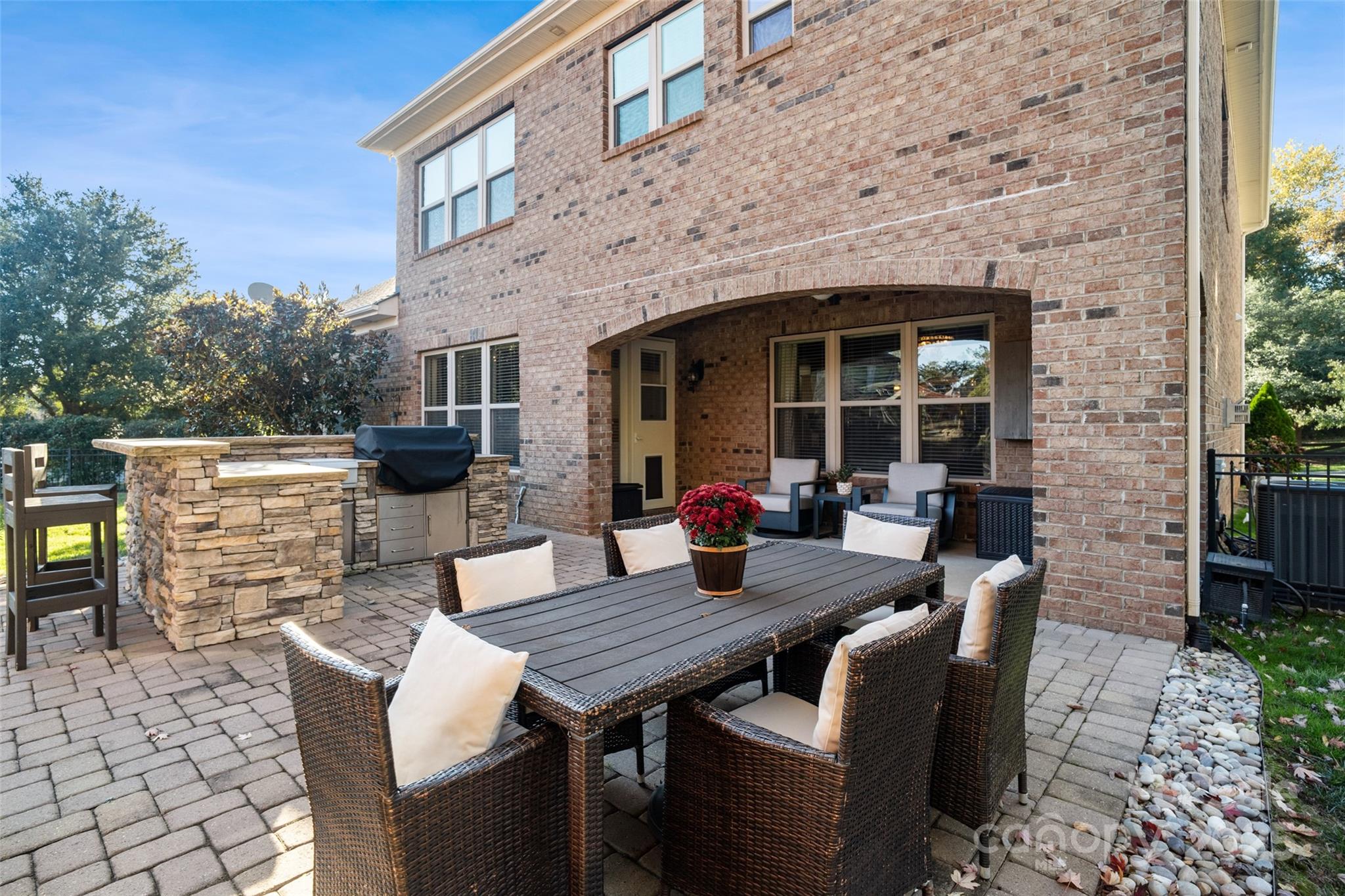 Barber Rock - Residential