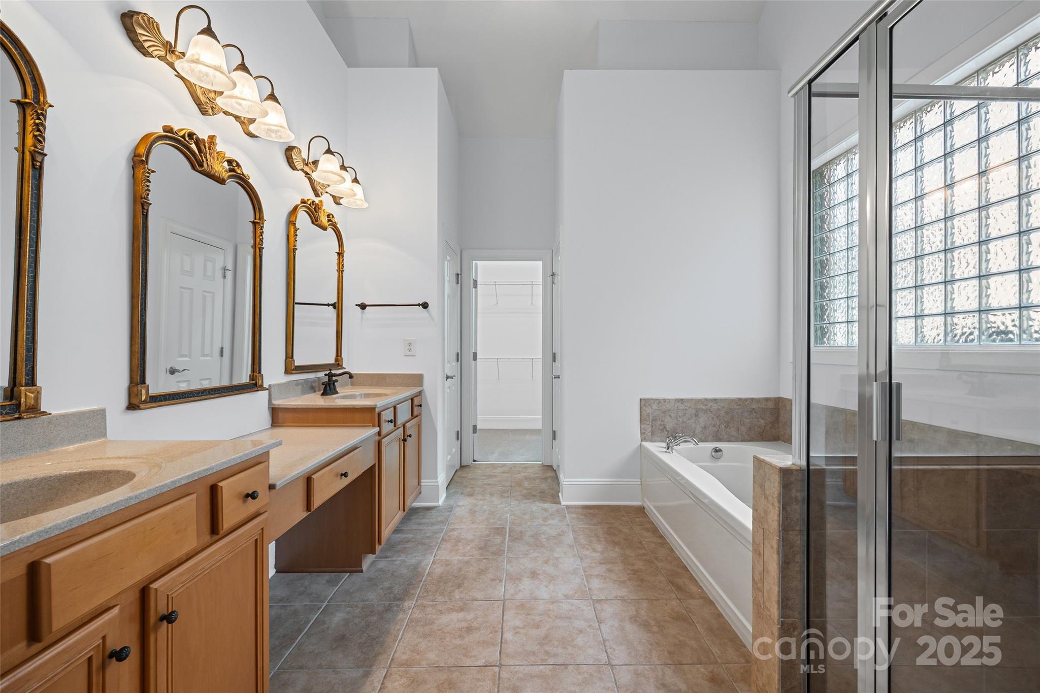 Regent Park - Residential