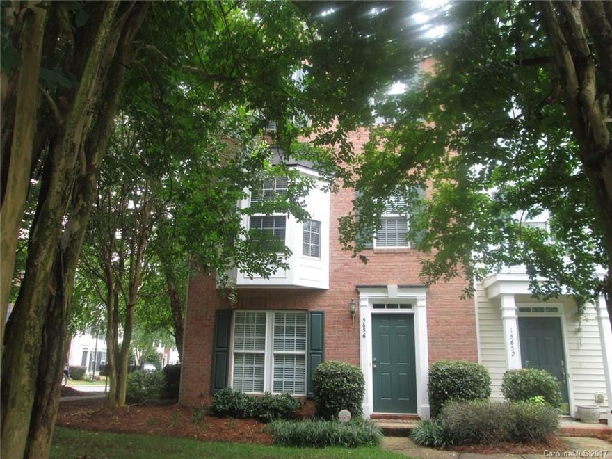 Great Ballantyne location. Newly updated, new appls, and flooring, granite counters, kit. island. Large bonus, private deck, convenient location and highly rated schools. Pet fee is per pet that does not exceed 30 lbs.