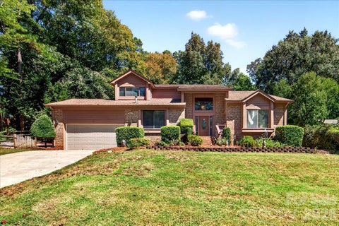 Photo of 6133 Rhone Drive, Charlotte, NC 28226 (MLS # 4431409)