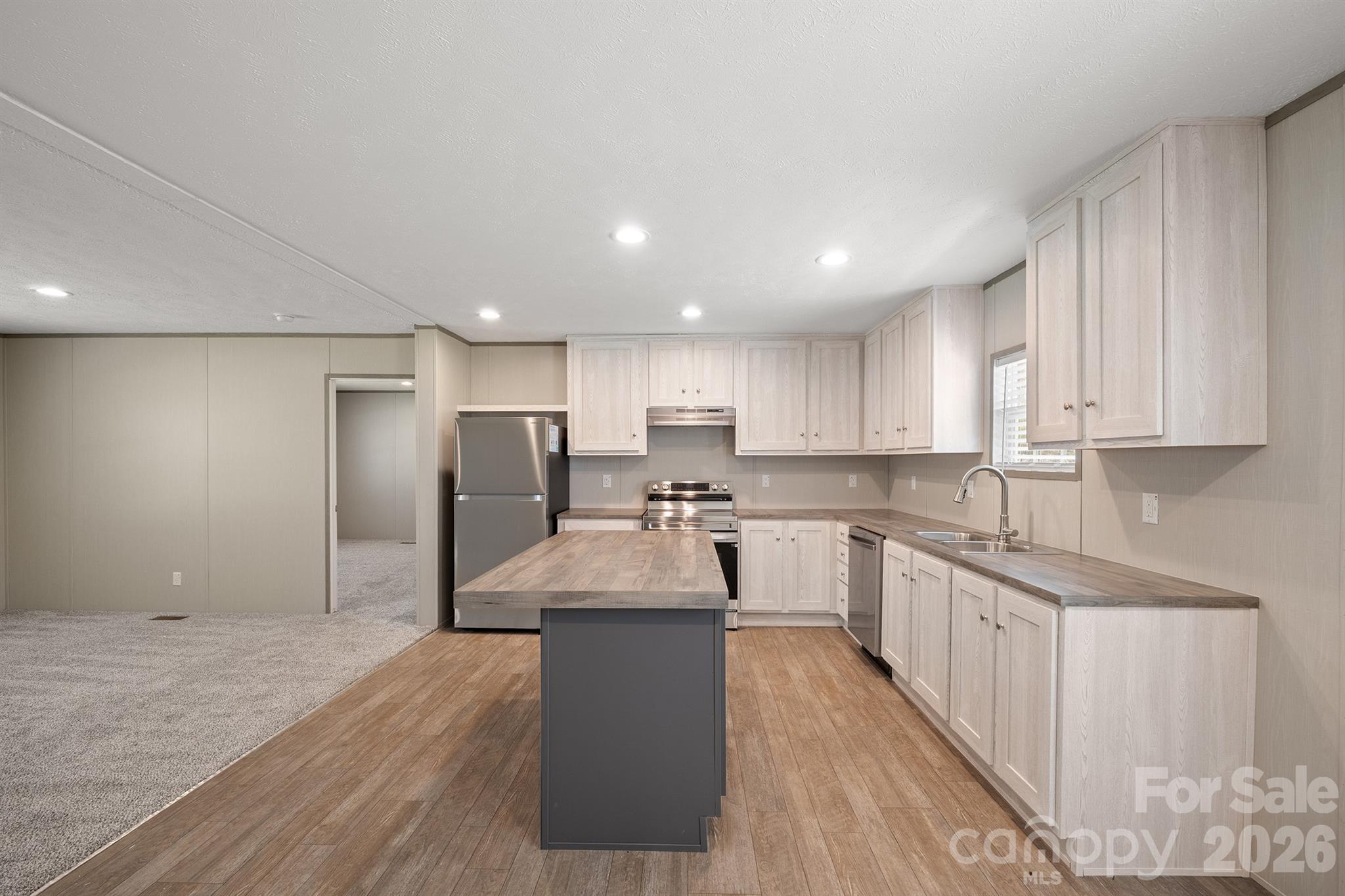 Peaceful Hill - Residential