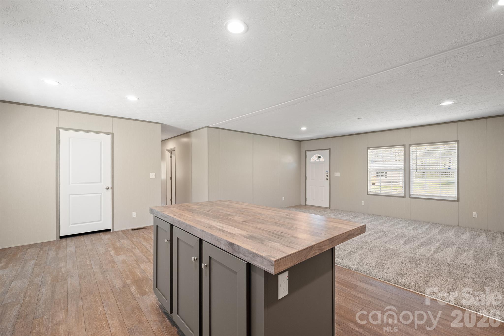 Peaceful Hill - Residential