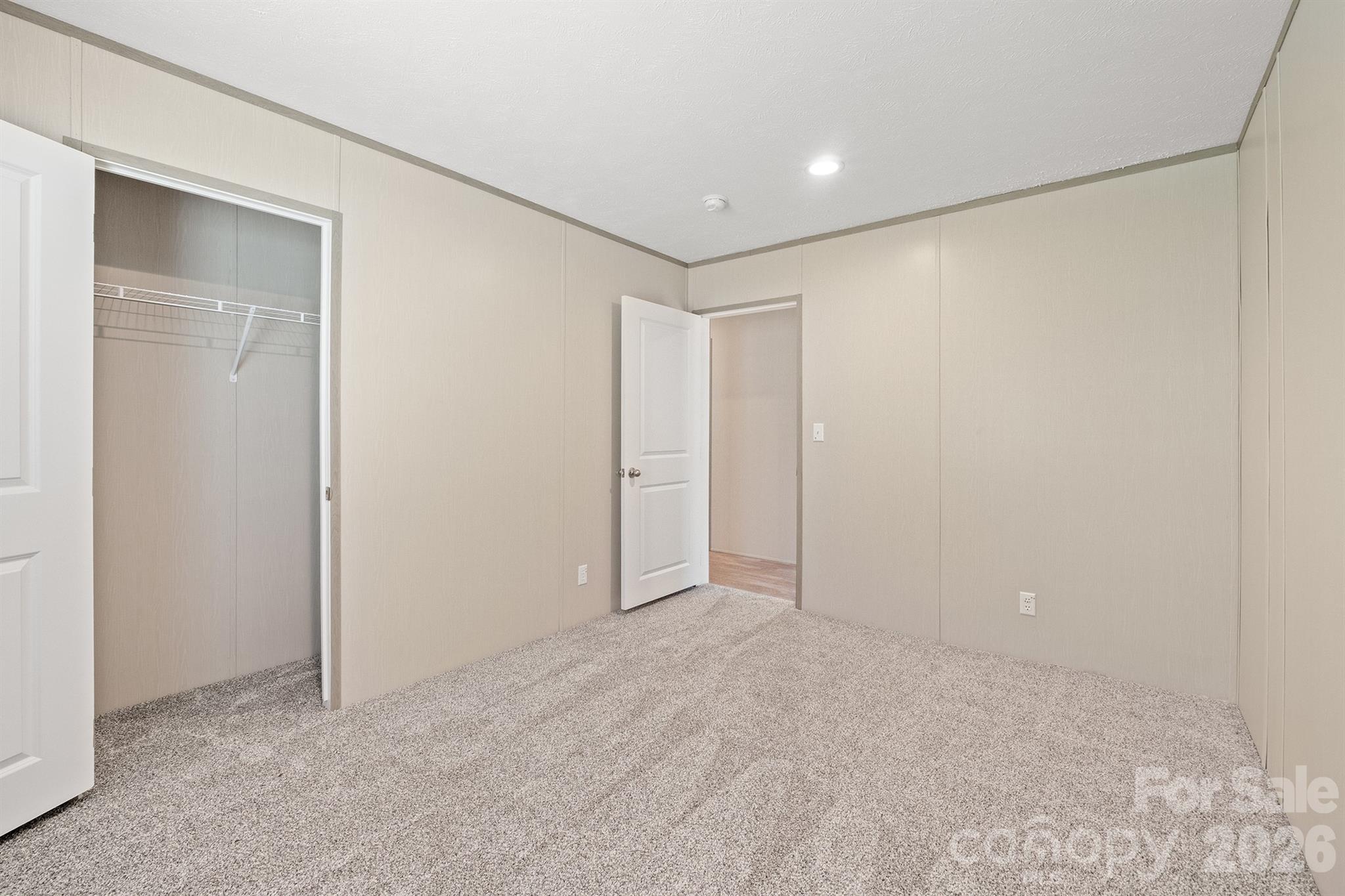 Peaceful Hill - Residential