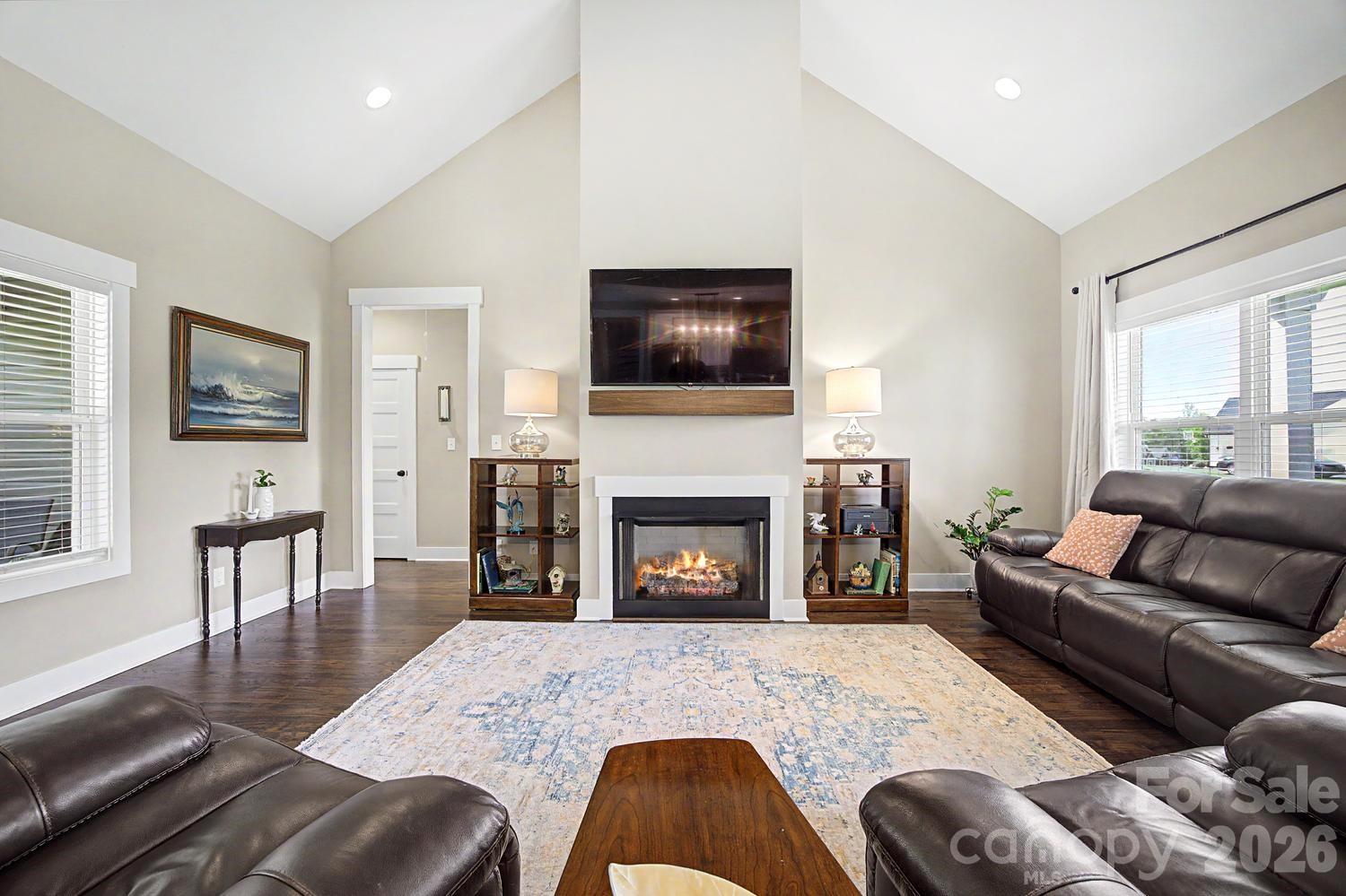 Sanders Landing - Residential