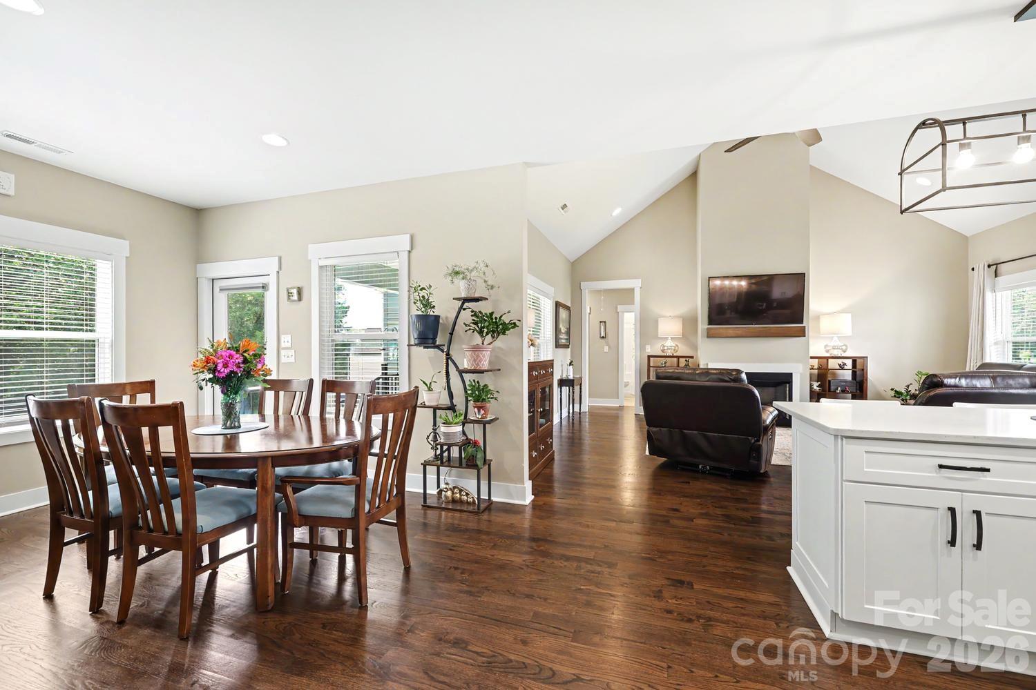 Sanders Landing - Residential