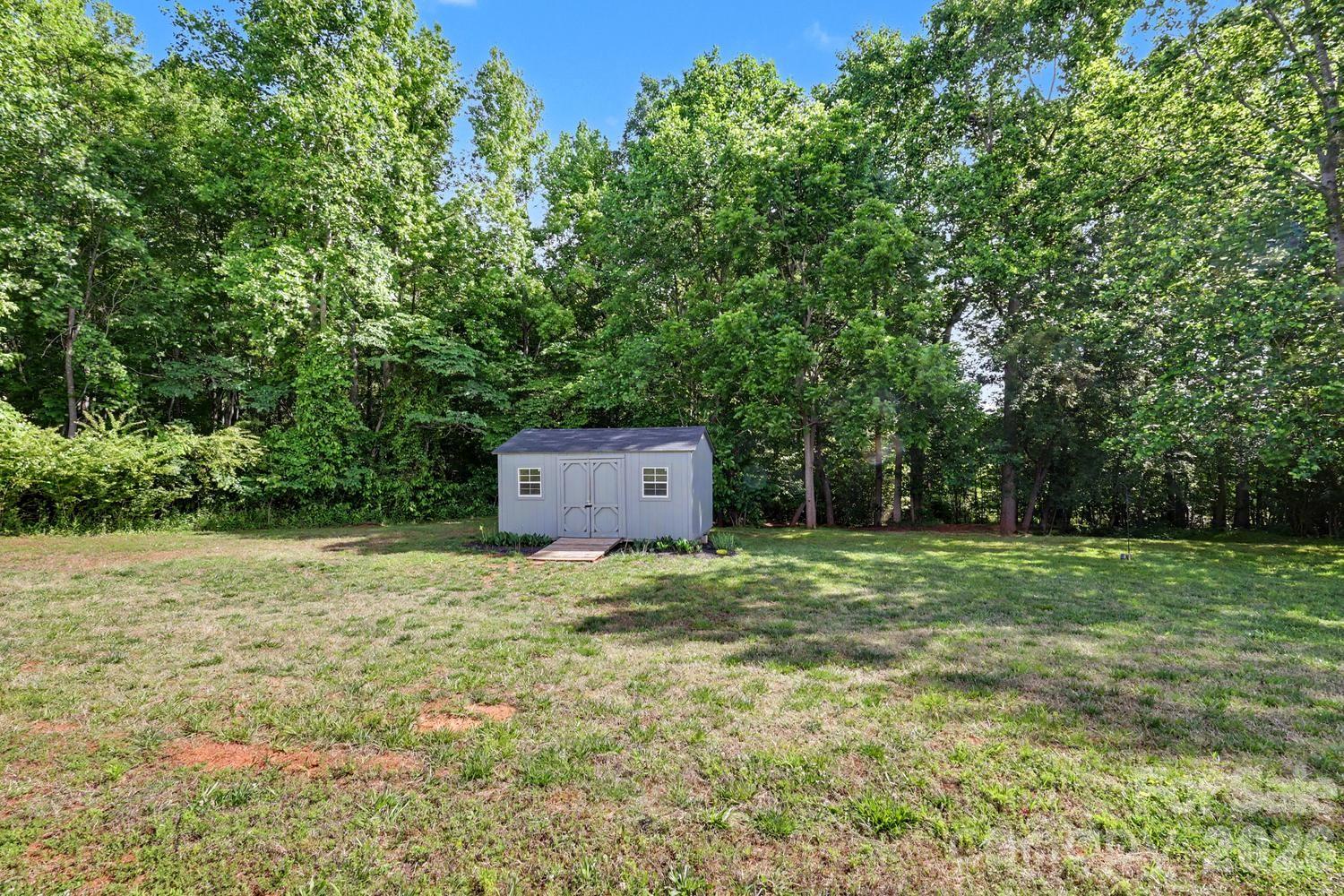 Sanders Landing - Residential