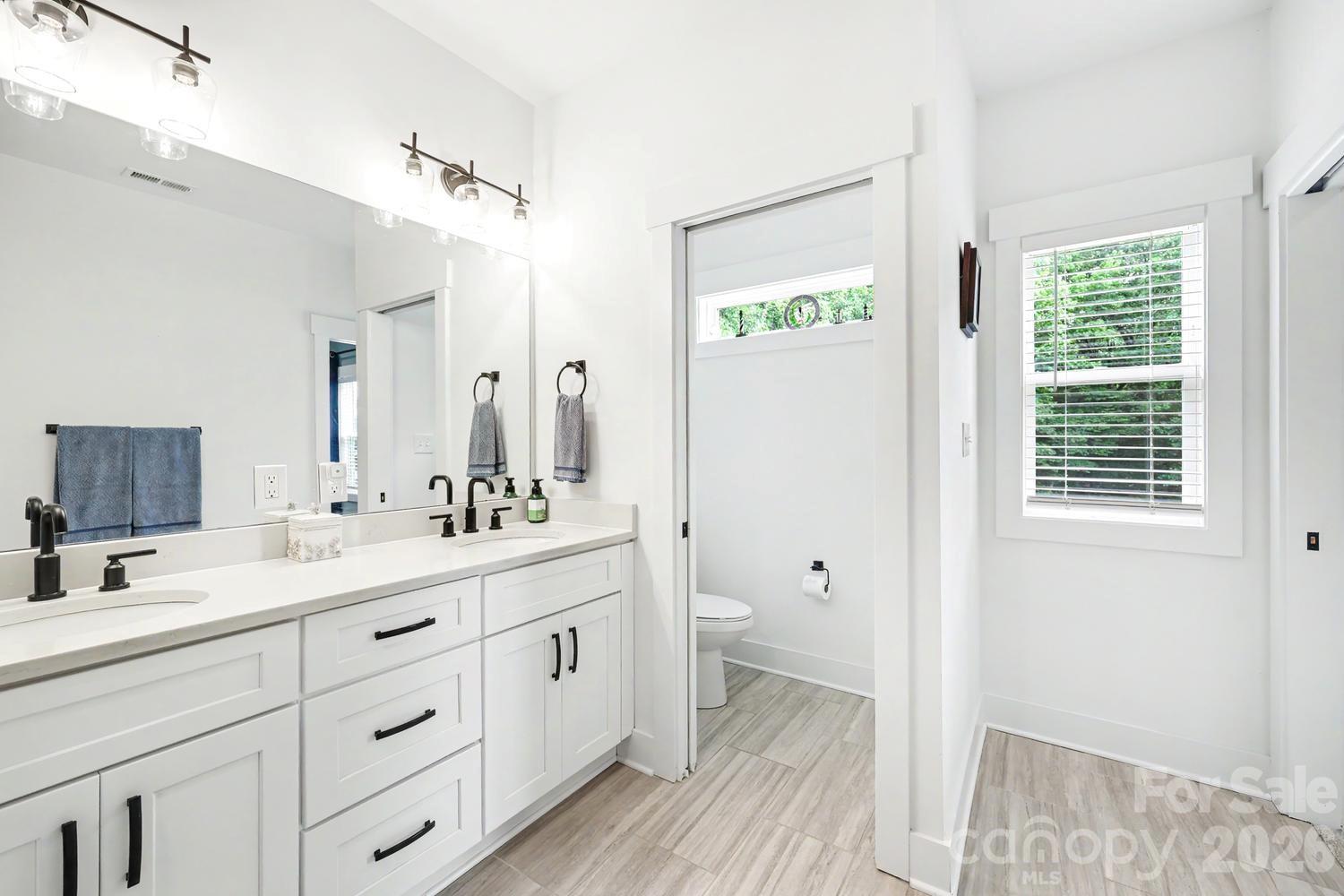 Sanders Landing - Residential