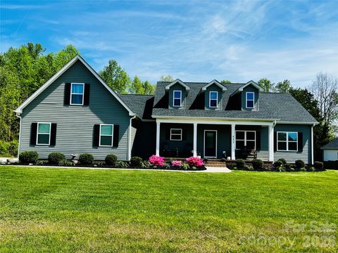 Photo of 4175 Brandy Creek Court, Clover, SC 29710 (MLS # 4377412)