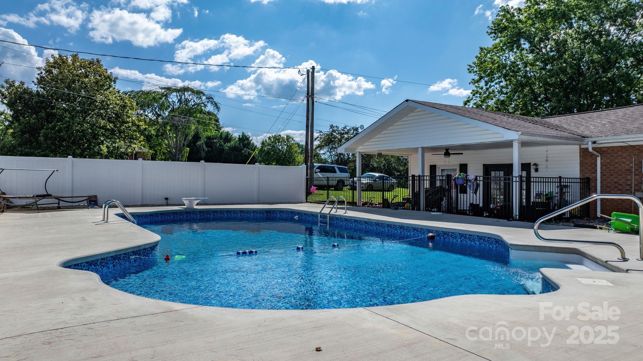 Cloverdale - Residential