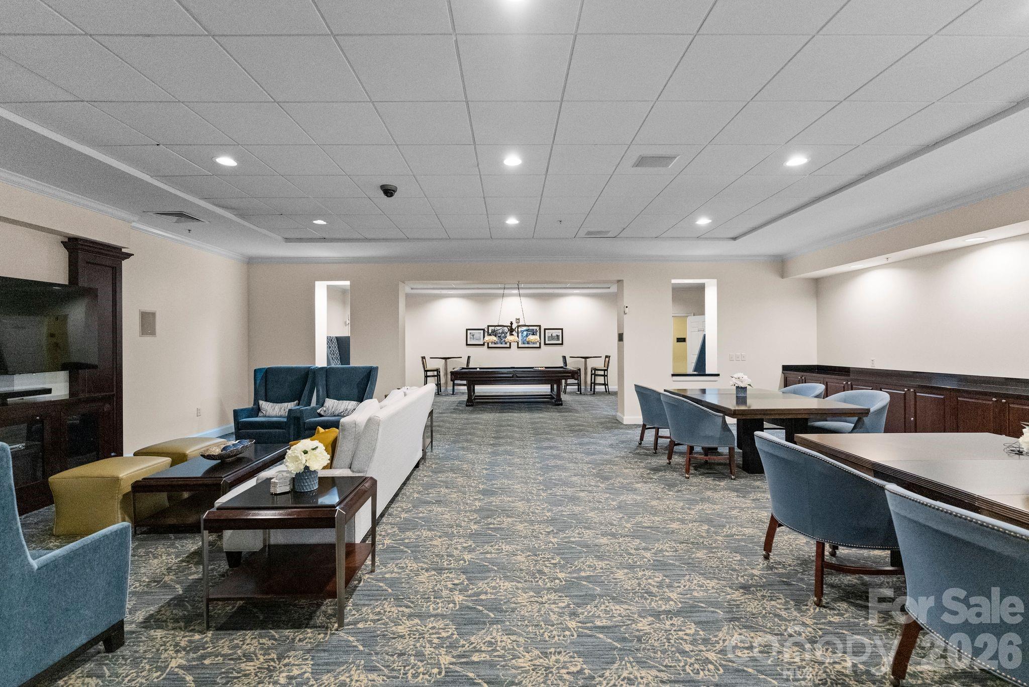 Fifth And Poplar - Residential