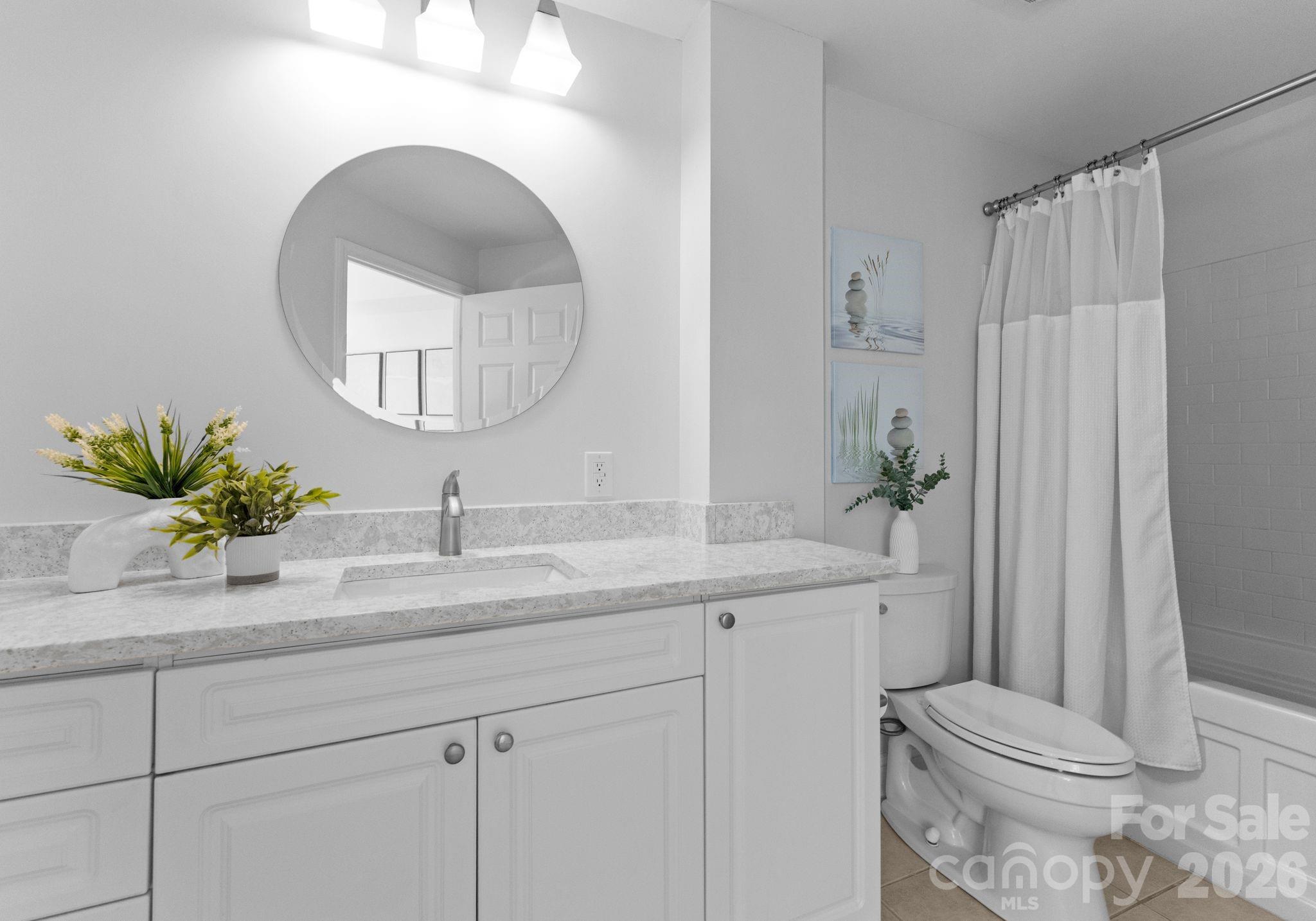 Fifth And Poplar - Residential