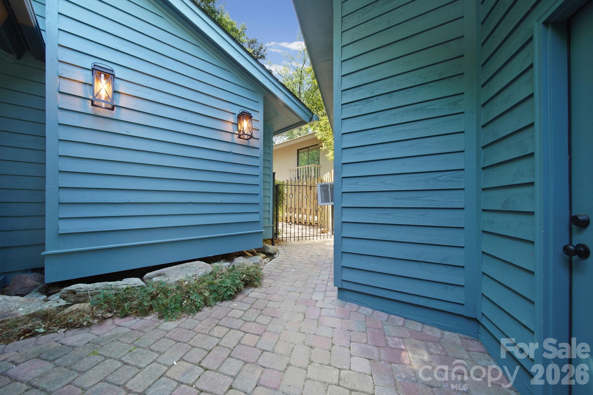 River Hills - Residential