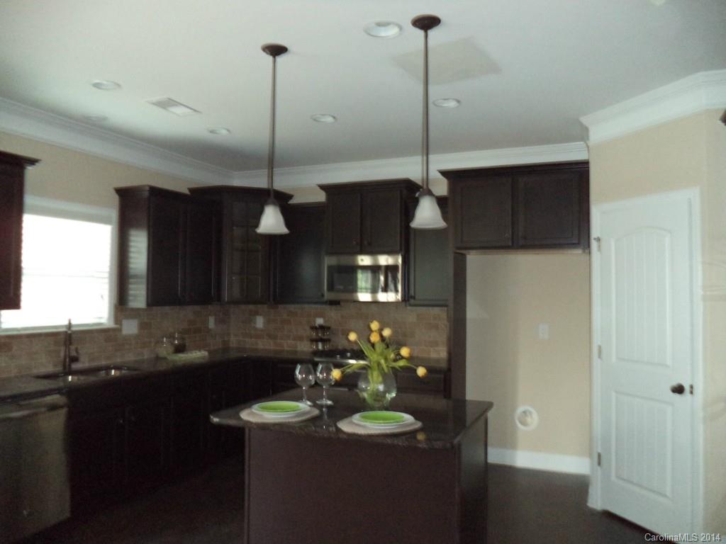 Lake Ridge - Residential