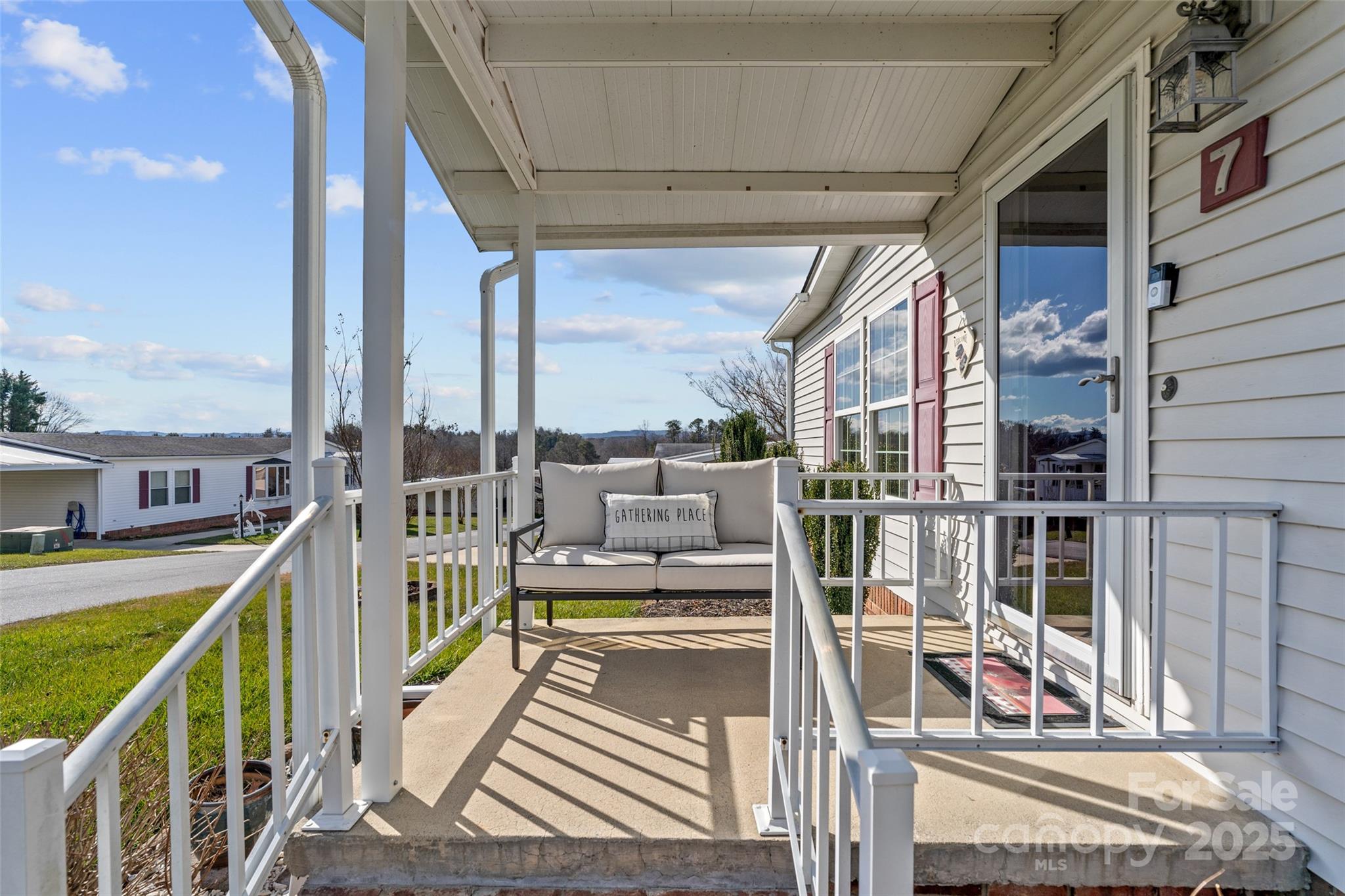 7 N Marjorie Lane