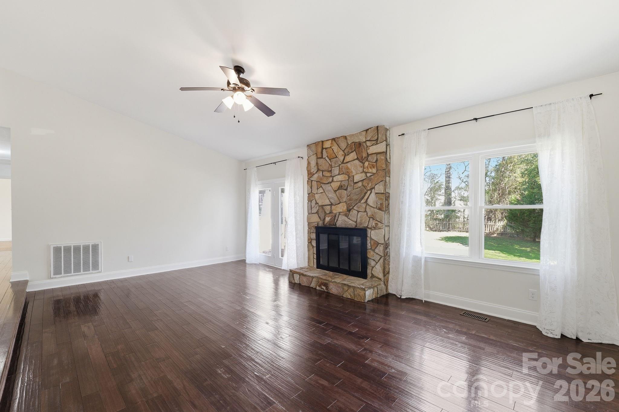 Walden on Carmel - Residential