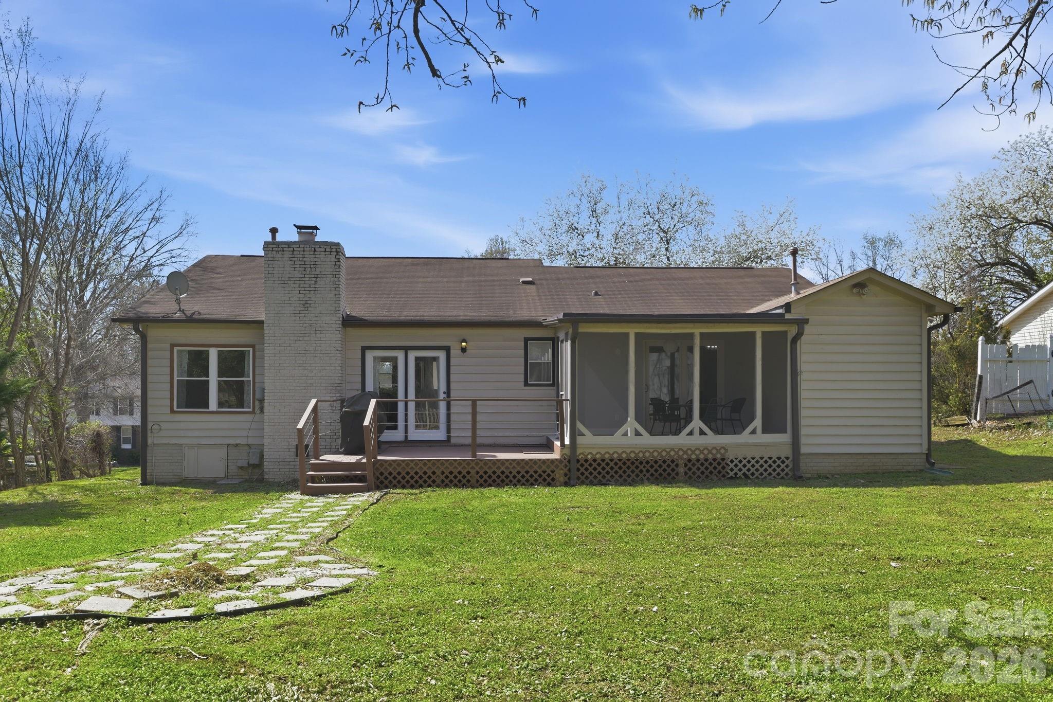 Walden on Carmel - Residential