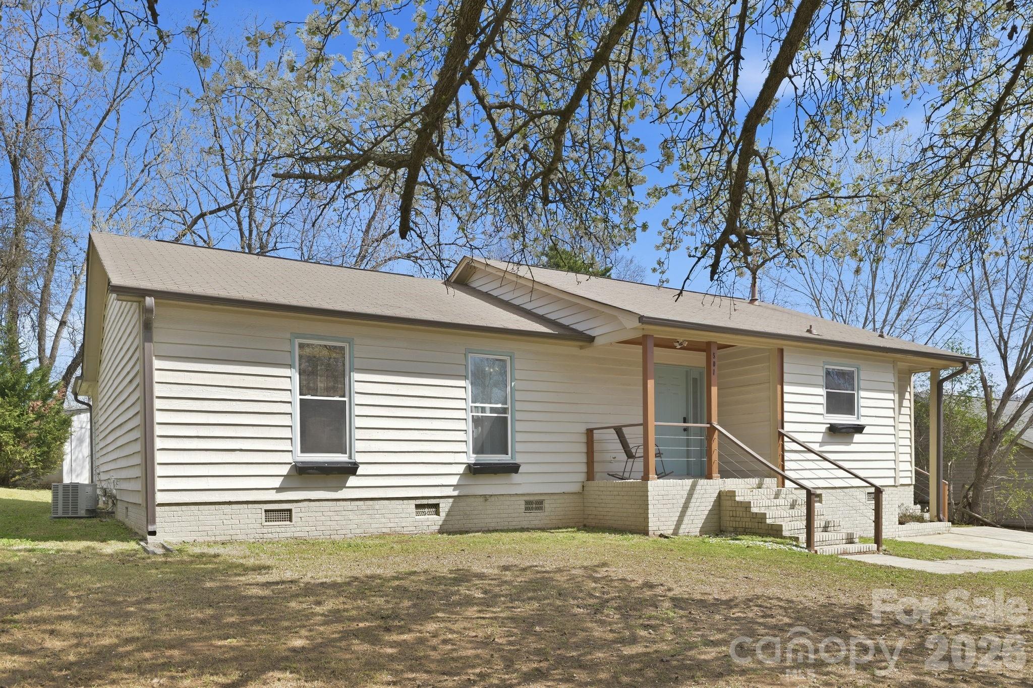 501 Vista Grande Circle