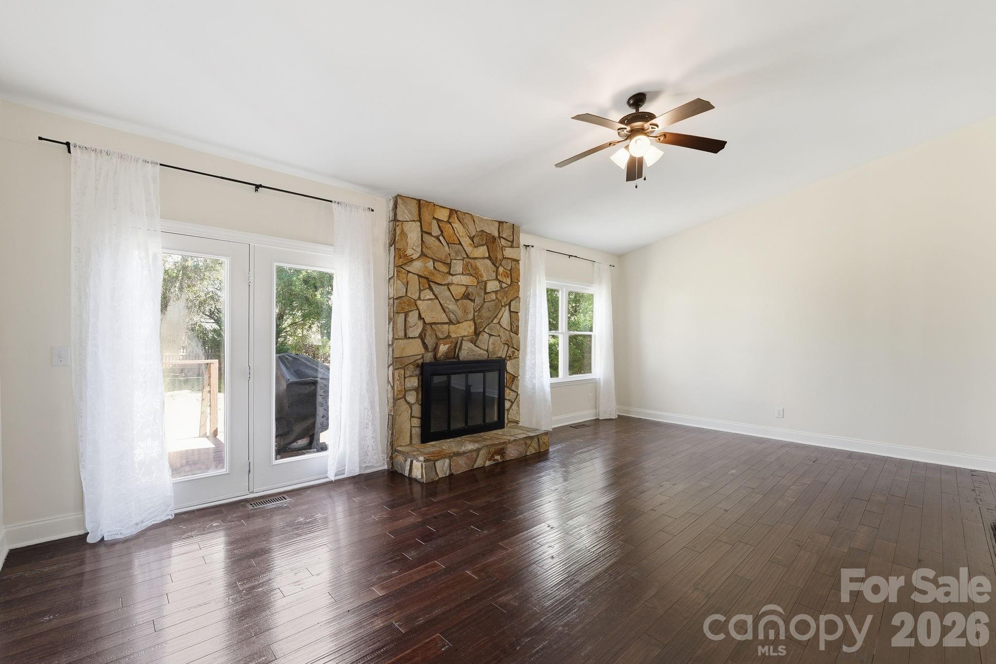 Walden on Carmel - Residential