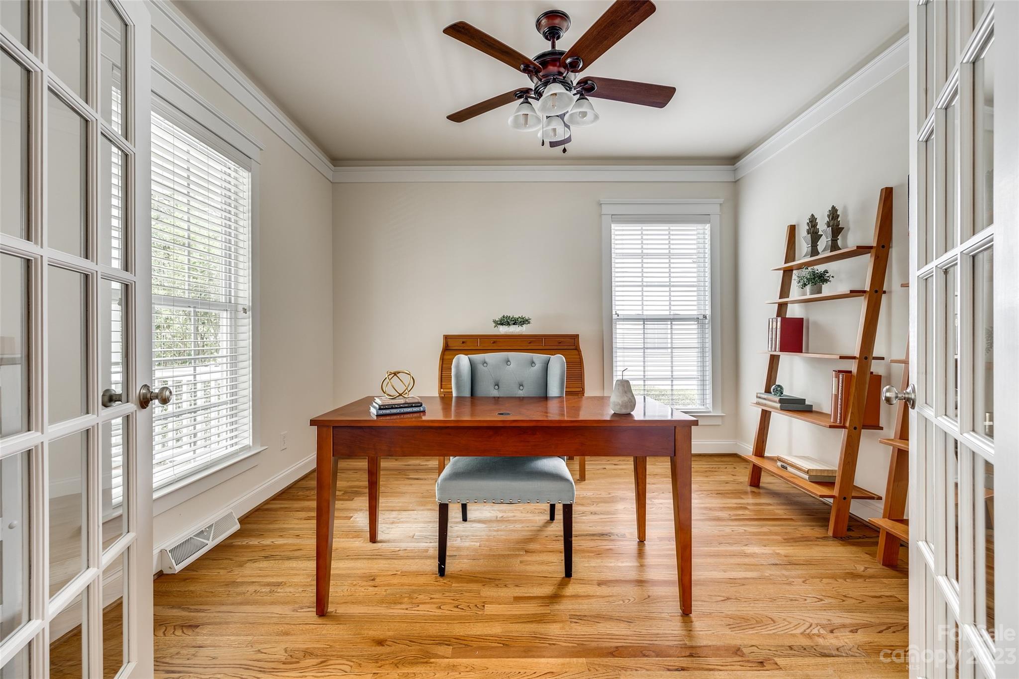 Lake Shore - Residential