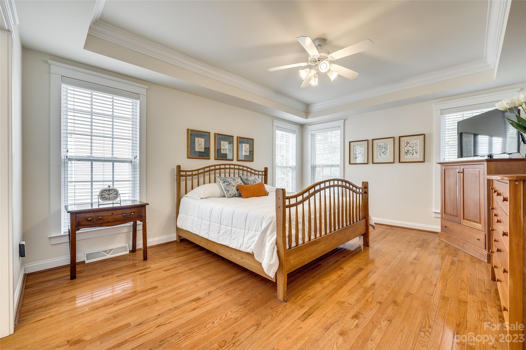 Lake Shore - Residential