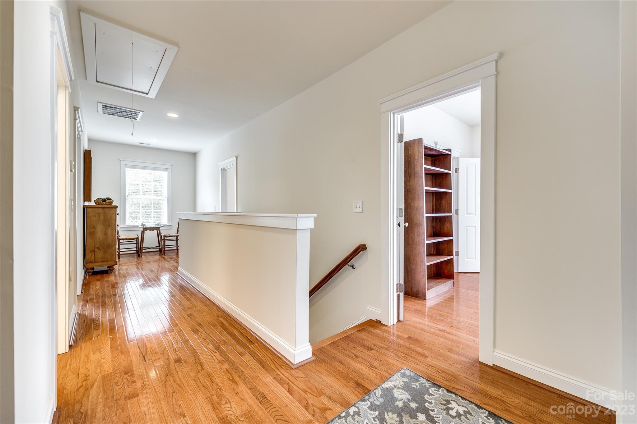 Lake Shore - Residential