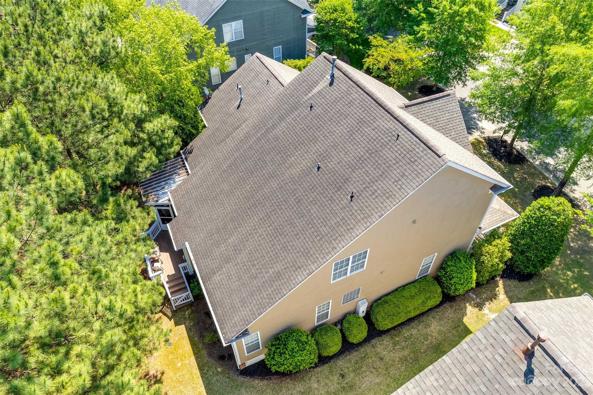 Lake Shore - Residential