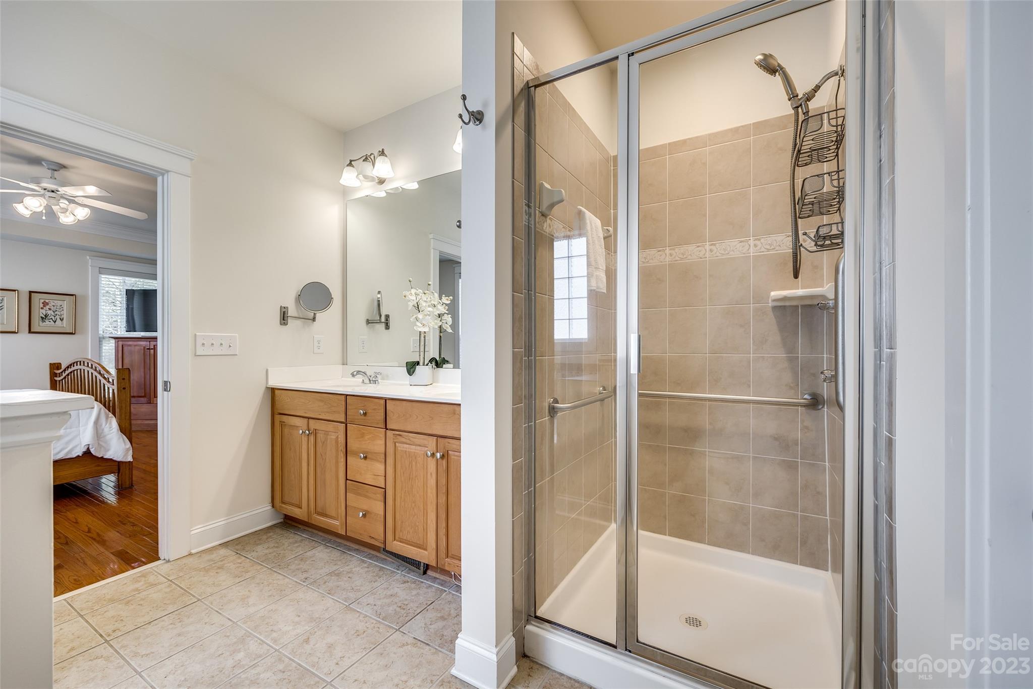 Lake Shore - Residential