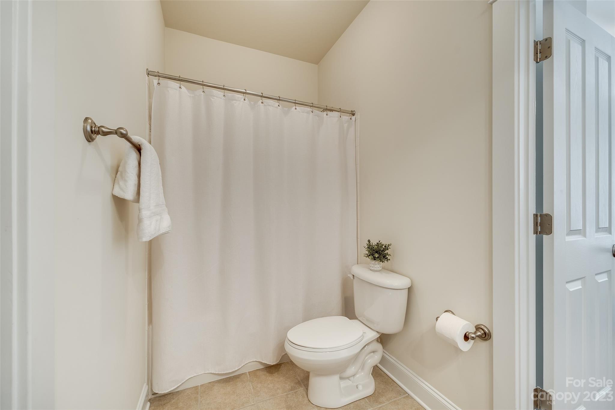 Lake Shore - Residential