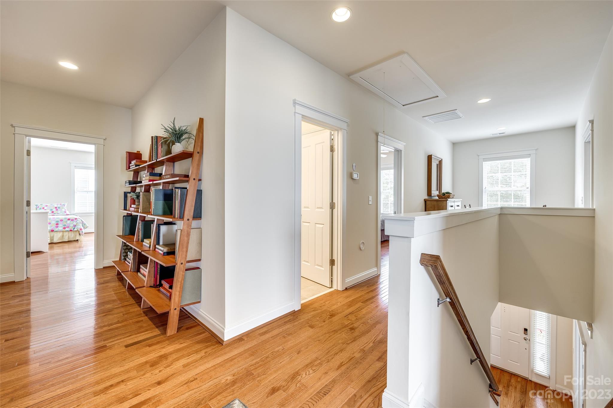 Lake Shore - Residential