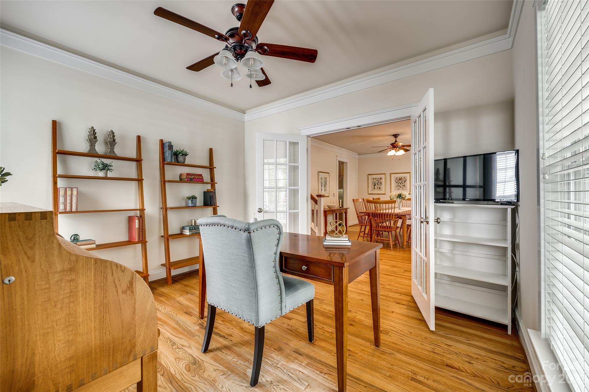 Lake Shore - Residential