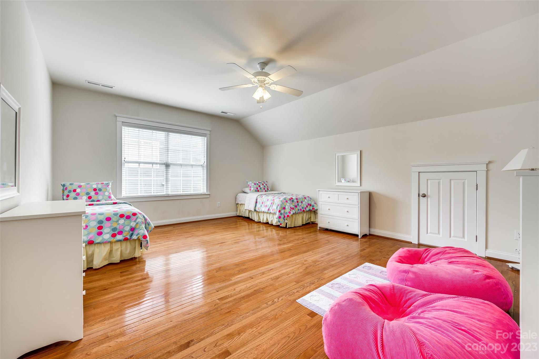 Lake Shore - Residential