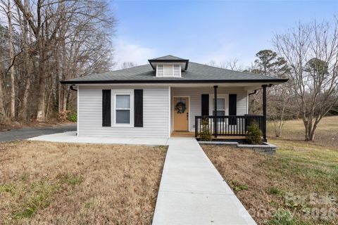 305 E Henry Street Belmont NC 28012