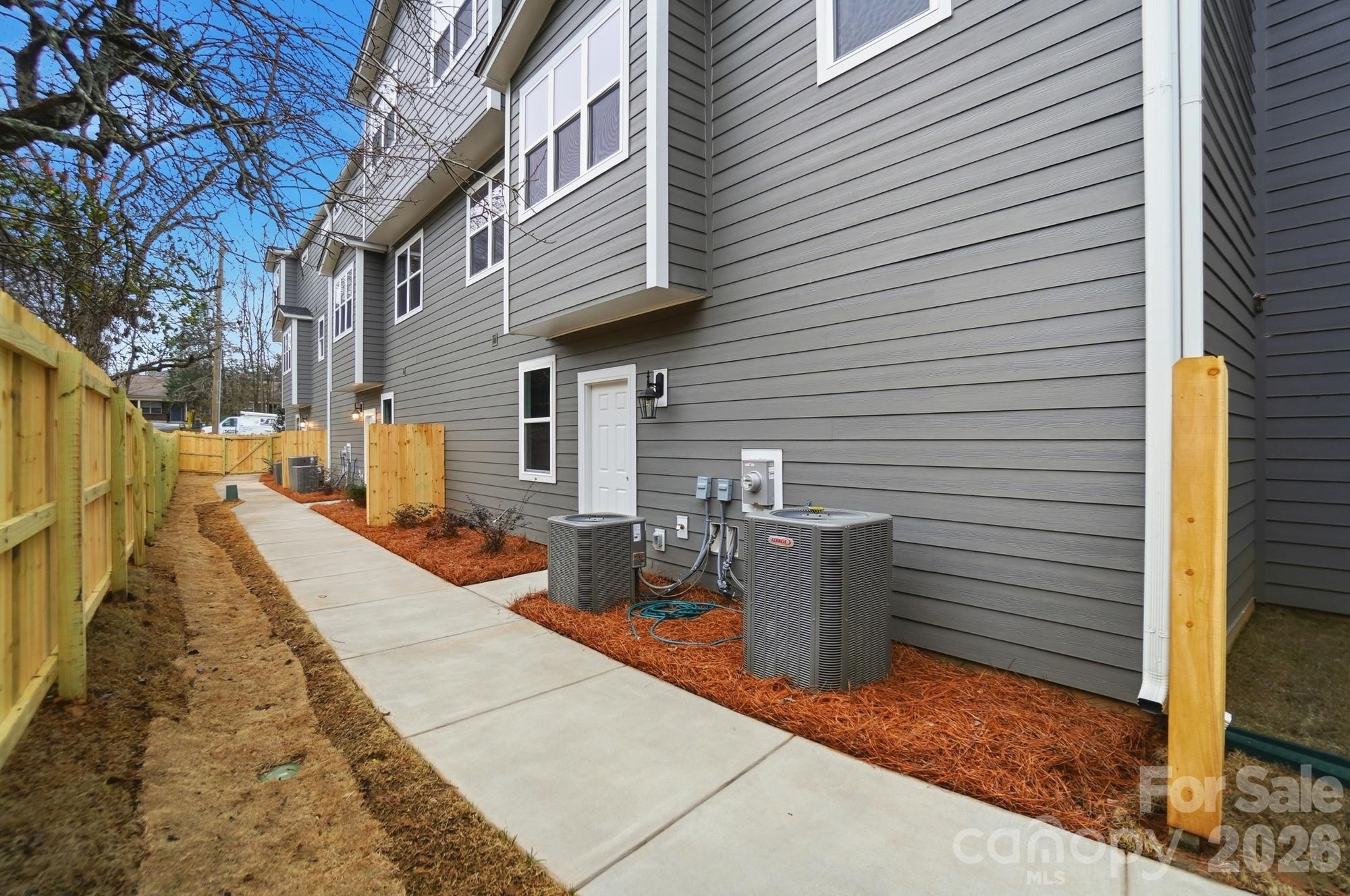 Sharonbrook - Residential