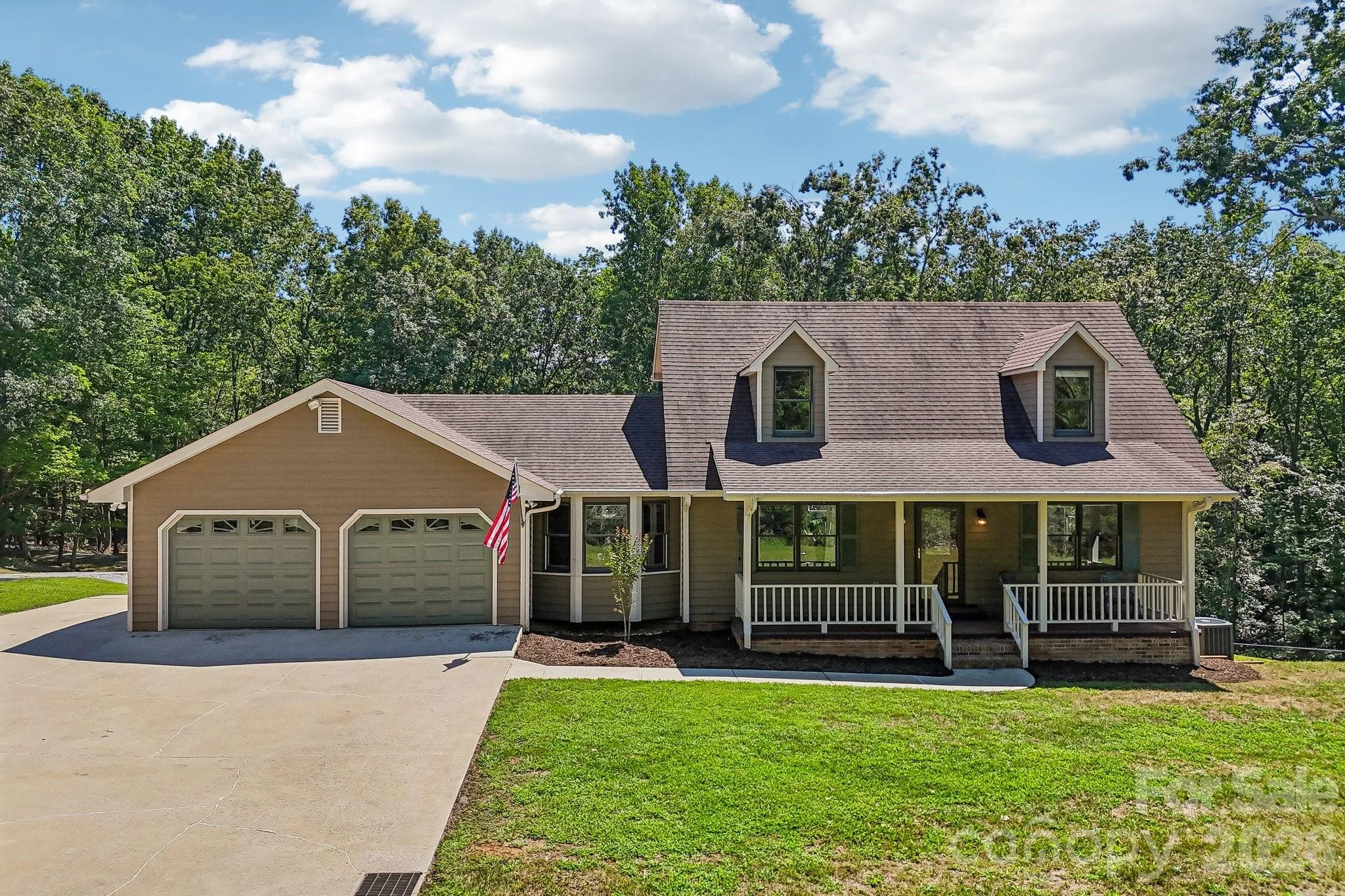 158 Mallard Drive, Columbus, NC, 28722