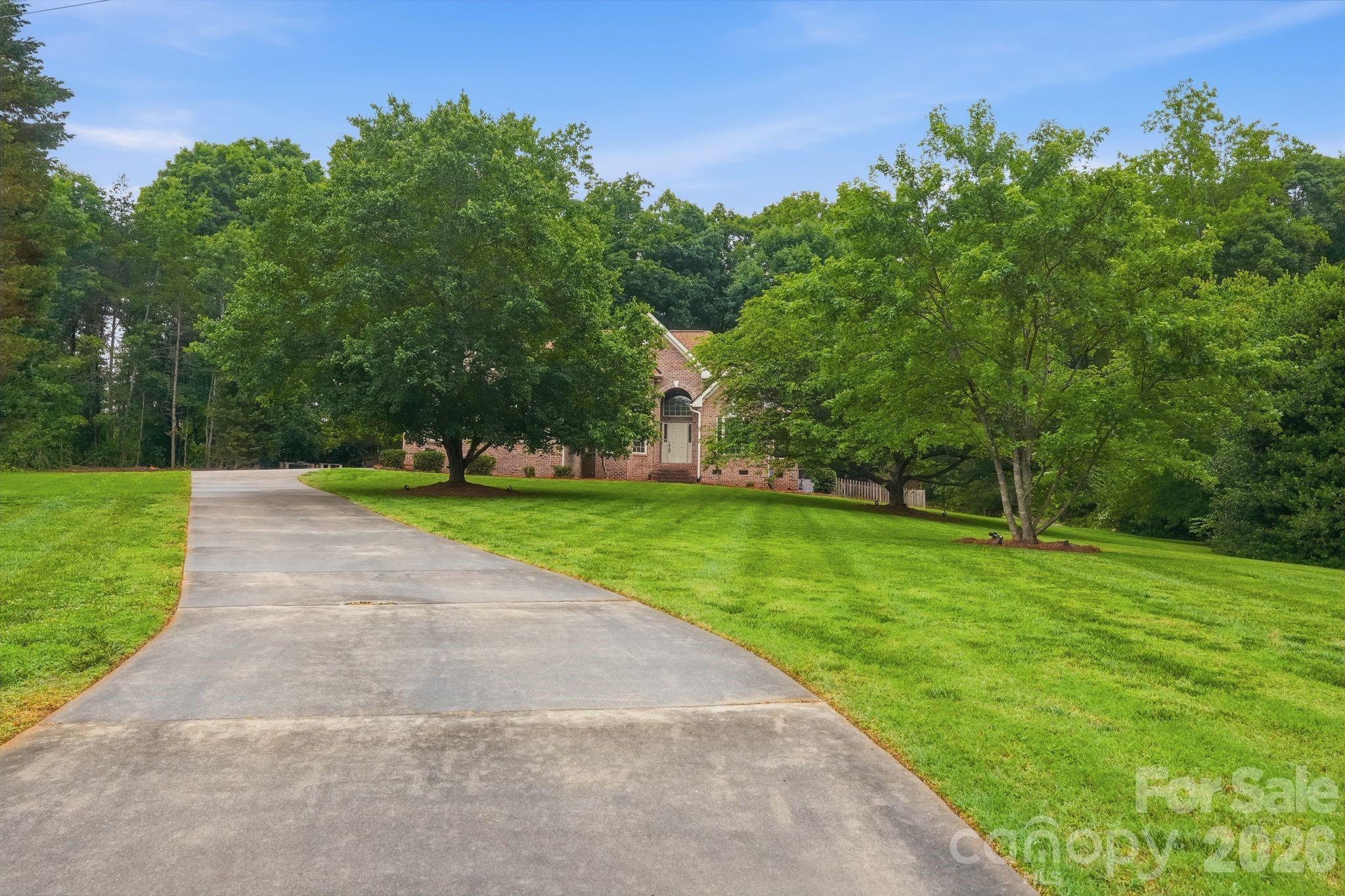 1099 Curve View Road