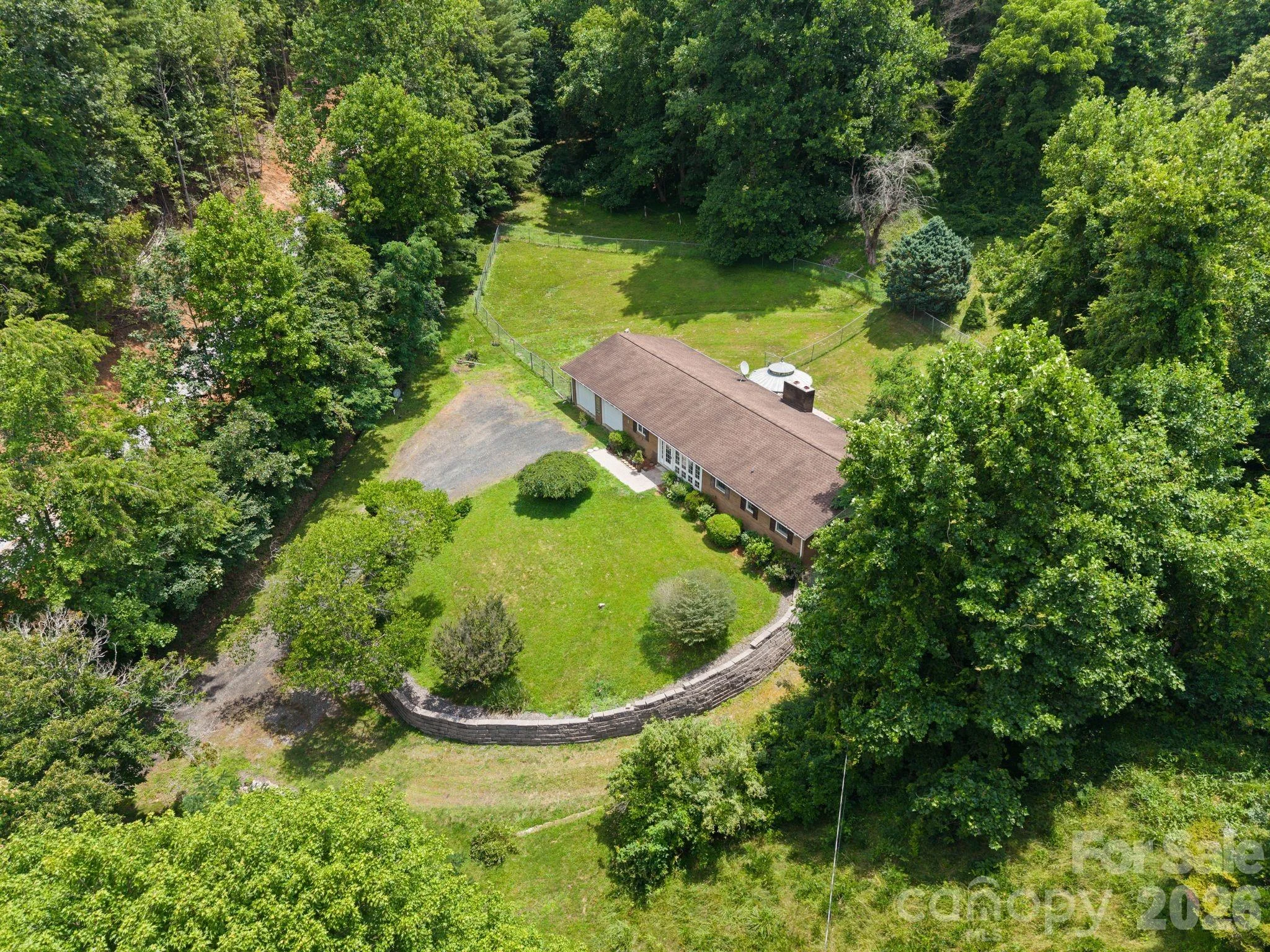 528 Baccus Siding Road, Green Mountain, NC, 28740