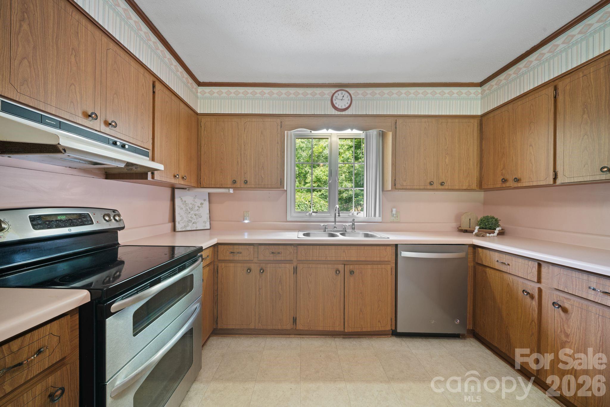 528 Baccus Siding Road
